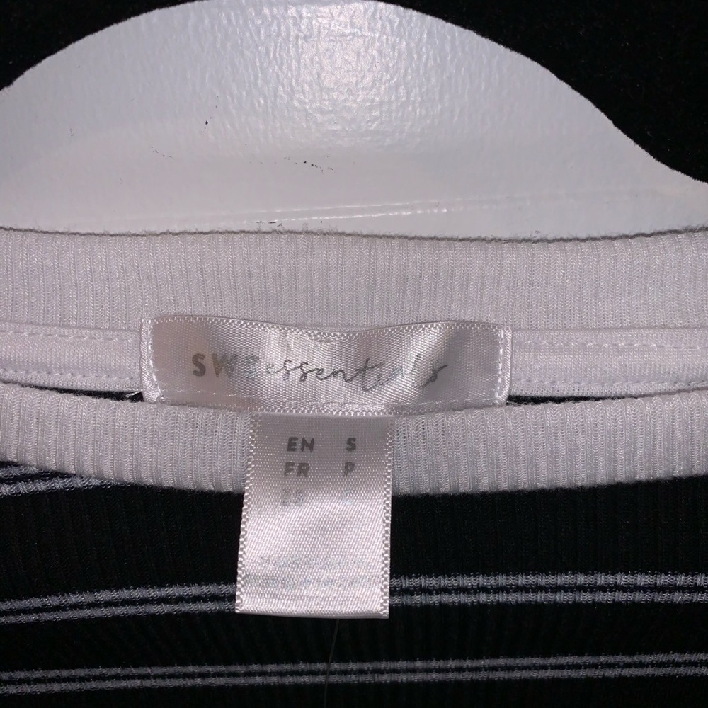 Cropped t-shirt - Picture 2 of 4